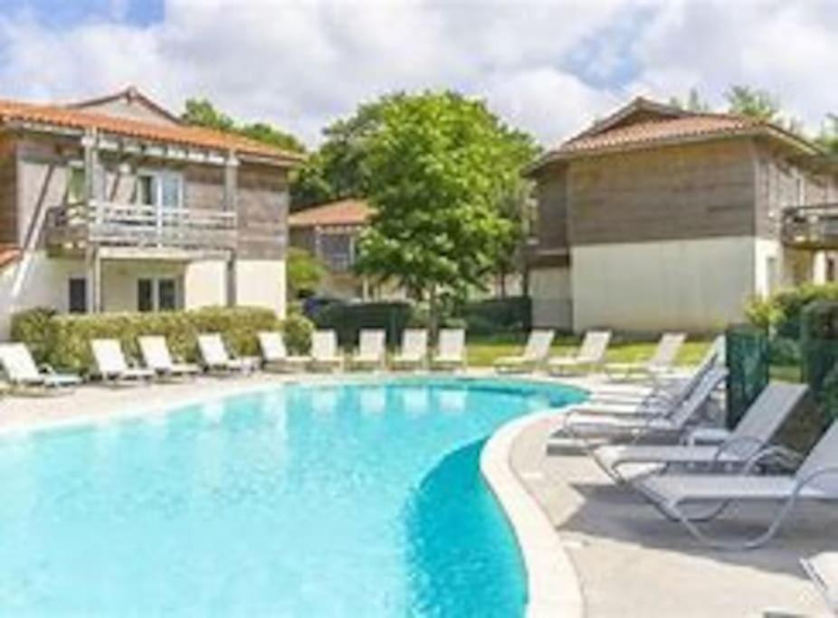 Aureilhan-Appartemant 4-6 Pp Piscine Cosy En Bord Lac Exterior foto